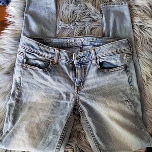 American Eagle crop jegging